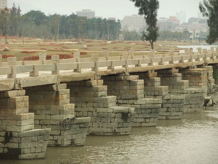 Страшный мост-невидимку построят в китайских горах